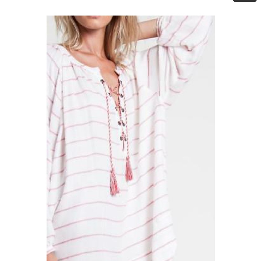 DRA:LA white and red striped long sleeve blouse